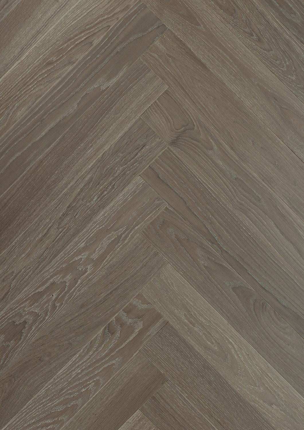 Karelia представляет новую коллекцию инженерной доски Herringbone – 12 элегантных декоров